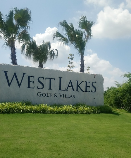 WEST LAKES GOLF & VILLAS